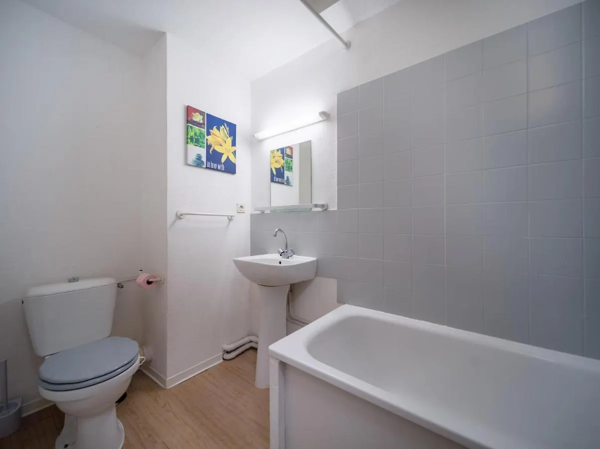 Appartement Tout Equipe A 5 Min De La Gare St Charles Marseille France