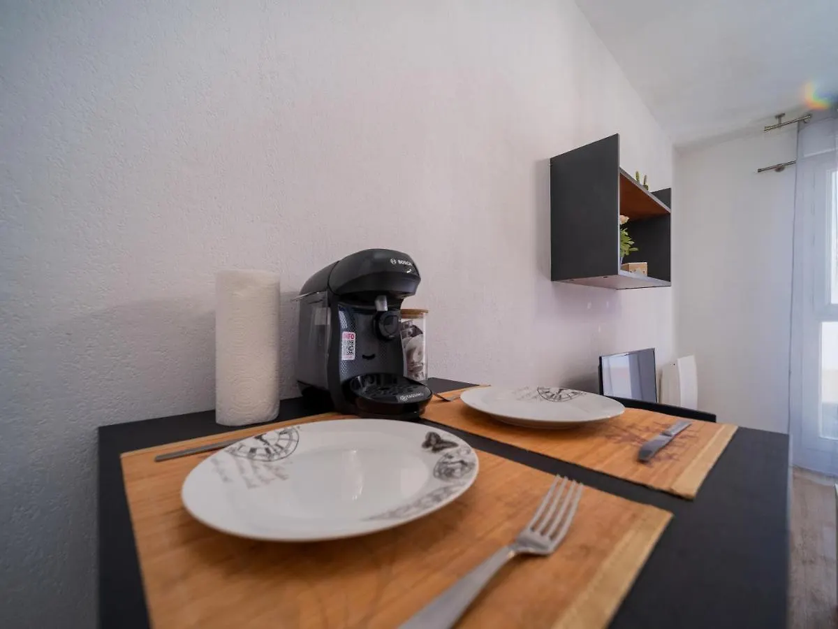 Appartement Tout Equipe A 5 Min De La Gare St Charles Marseille Apartment